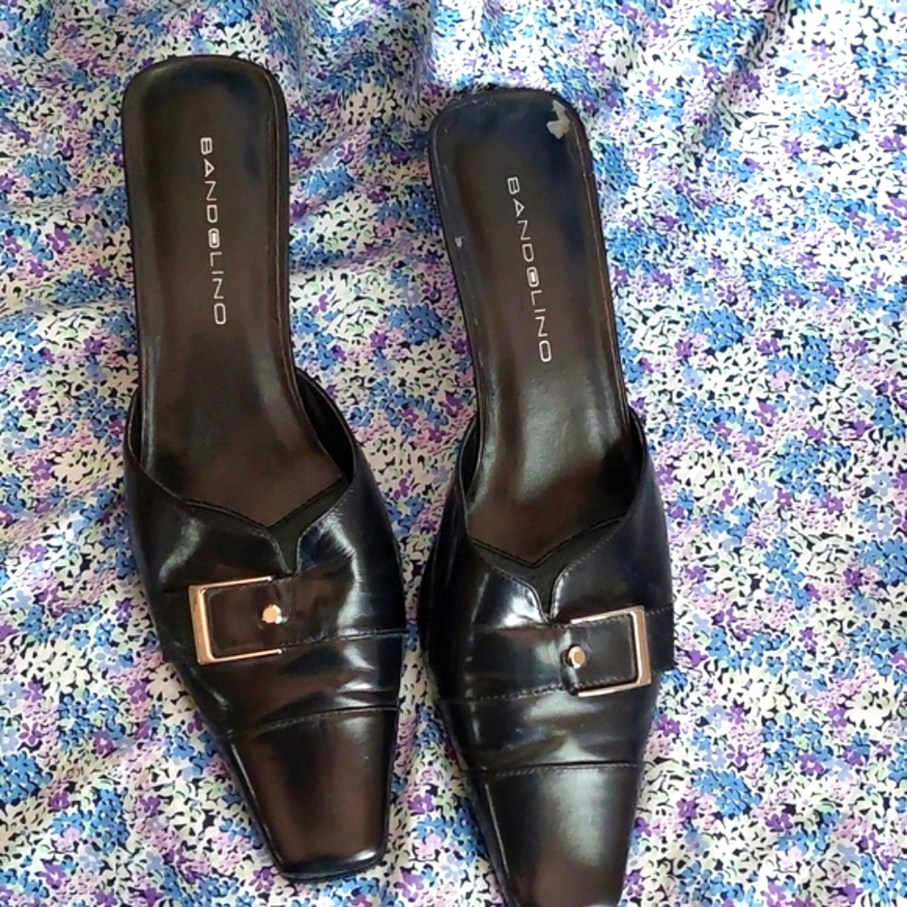 3/$30 Bandolino black leather slides, size 6.5M